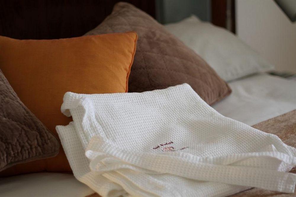 Hotel Le Saint Denis Eksteriør billede