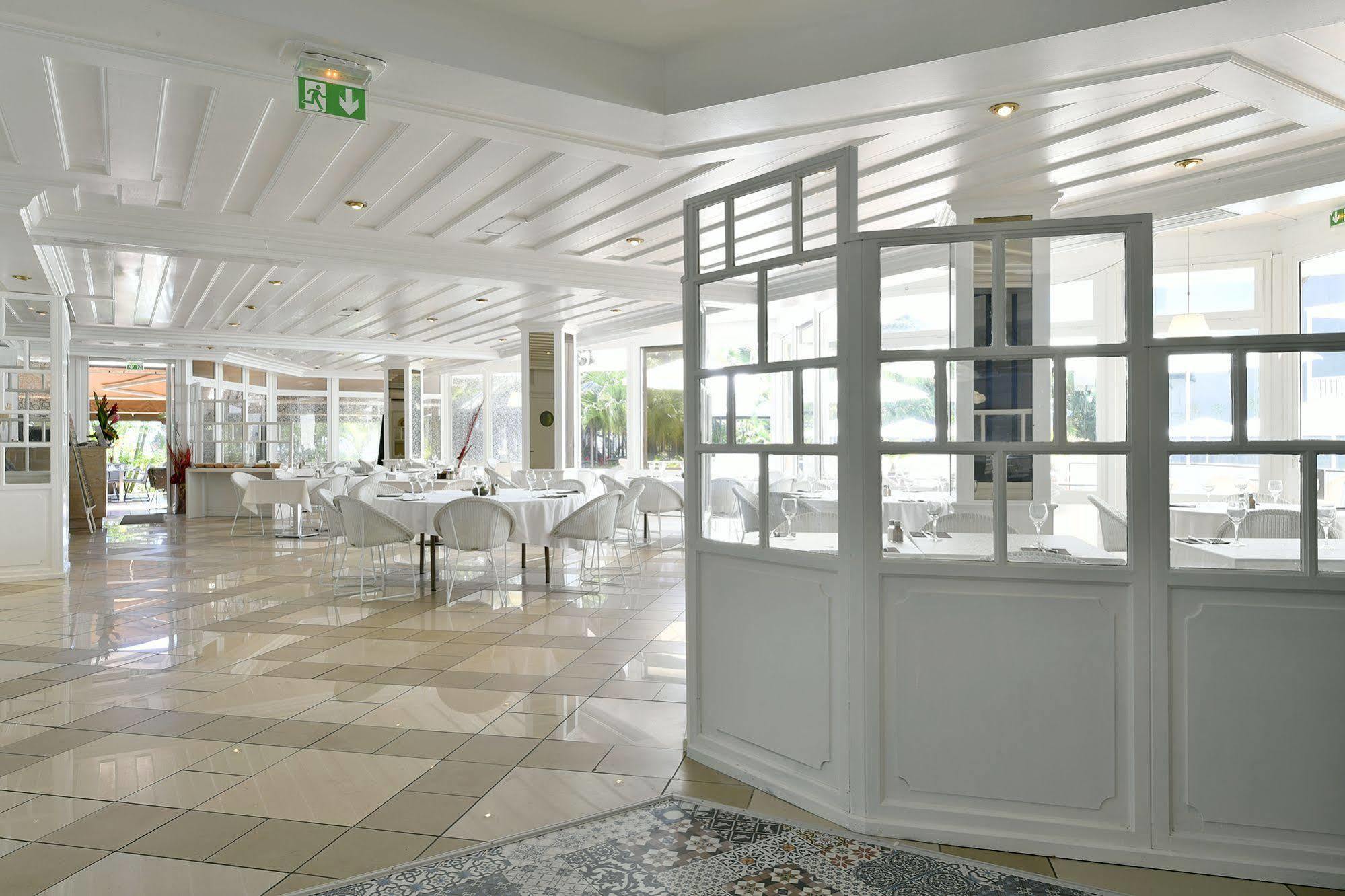 Hotel Le Saint Denis Eksteriør billede
